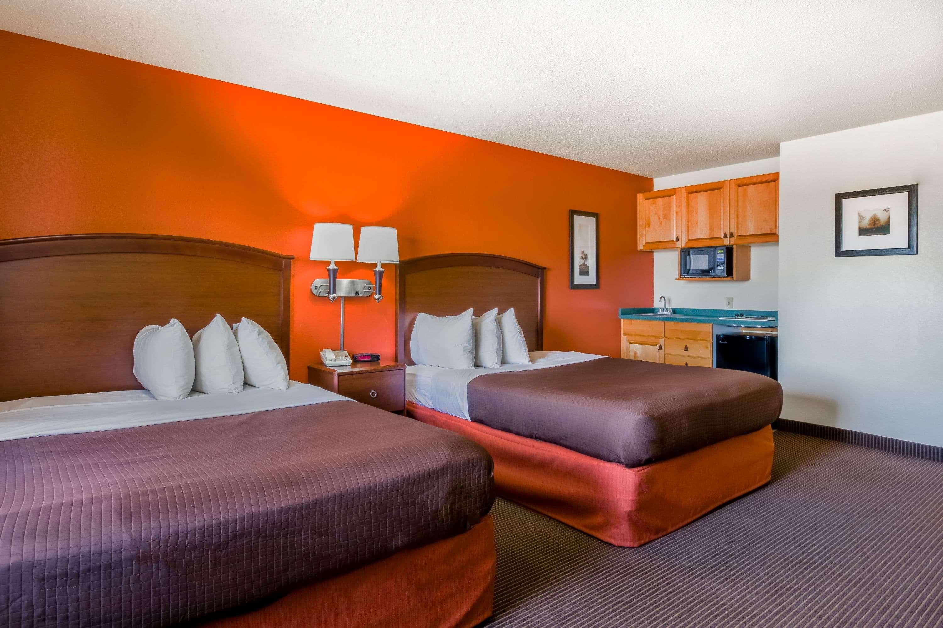 Americinn By Wyndham Chamberlain Conference Center Bagian luar foto