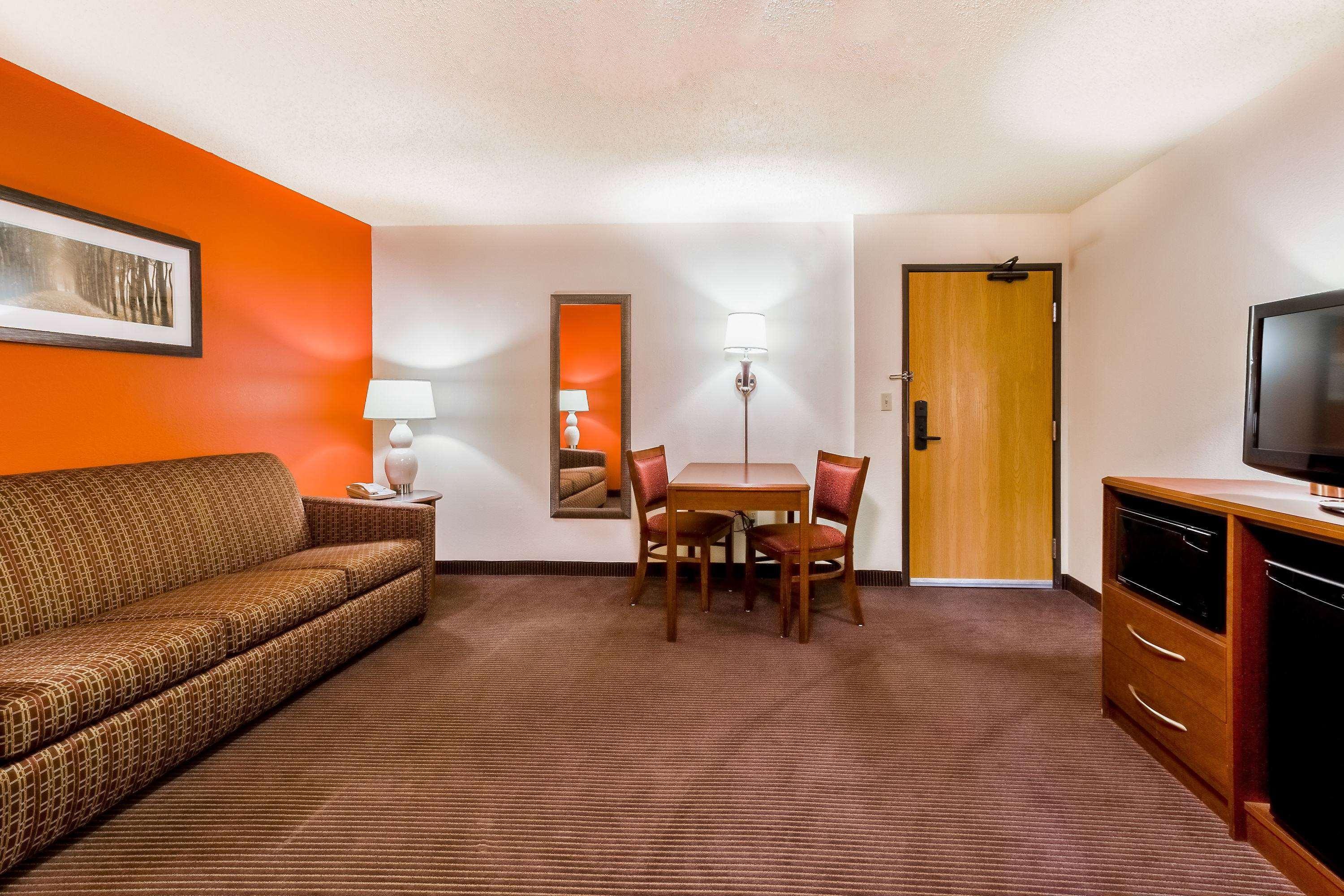 Americinn By Wyndham Chamberlain Conference Center Bagian luar foto