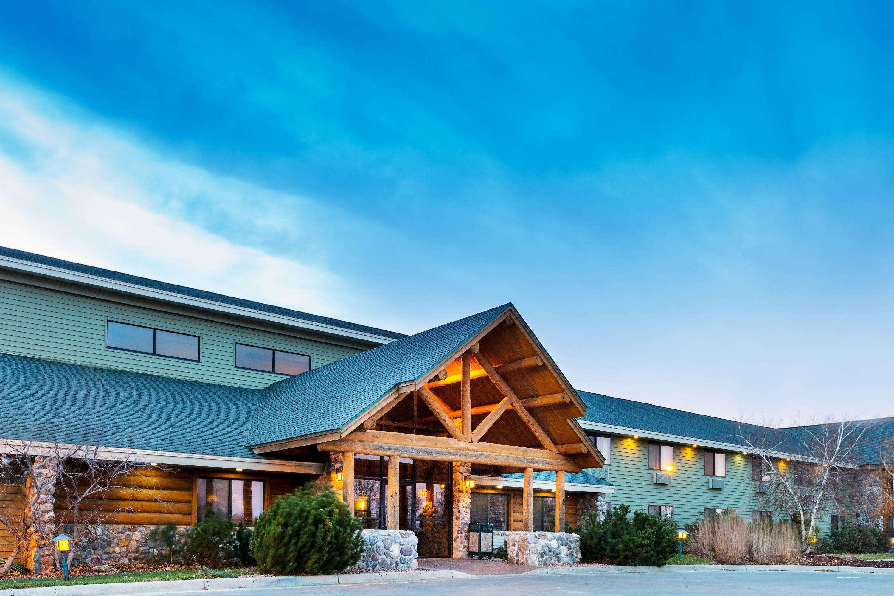 Americinn By Wyndham Chamberlain Conference Center Bagian luar foto